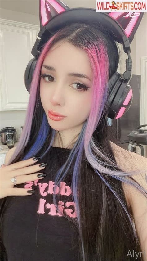 alyri nudes